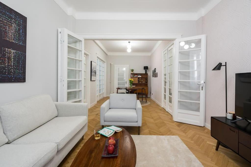 Exquisite Art Deco 2Br Apartment Prime Location 부쿠레슈티 외부 사진