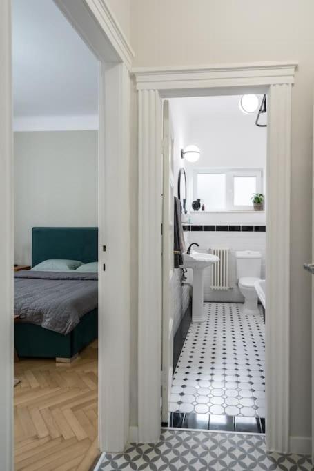 Exquisite Art Deco 2Br Apartment Prime Location 부쿠레슈티 외부 사진